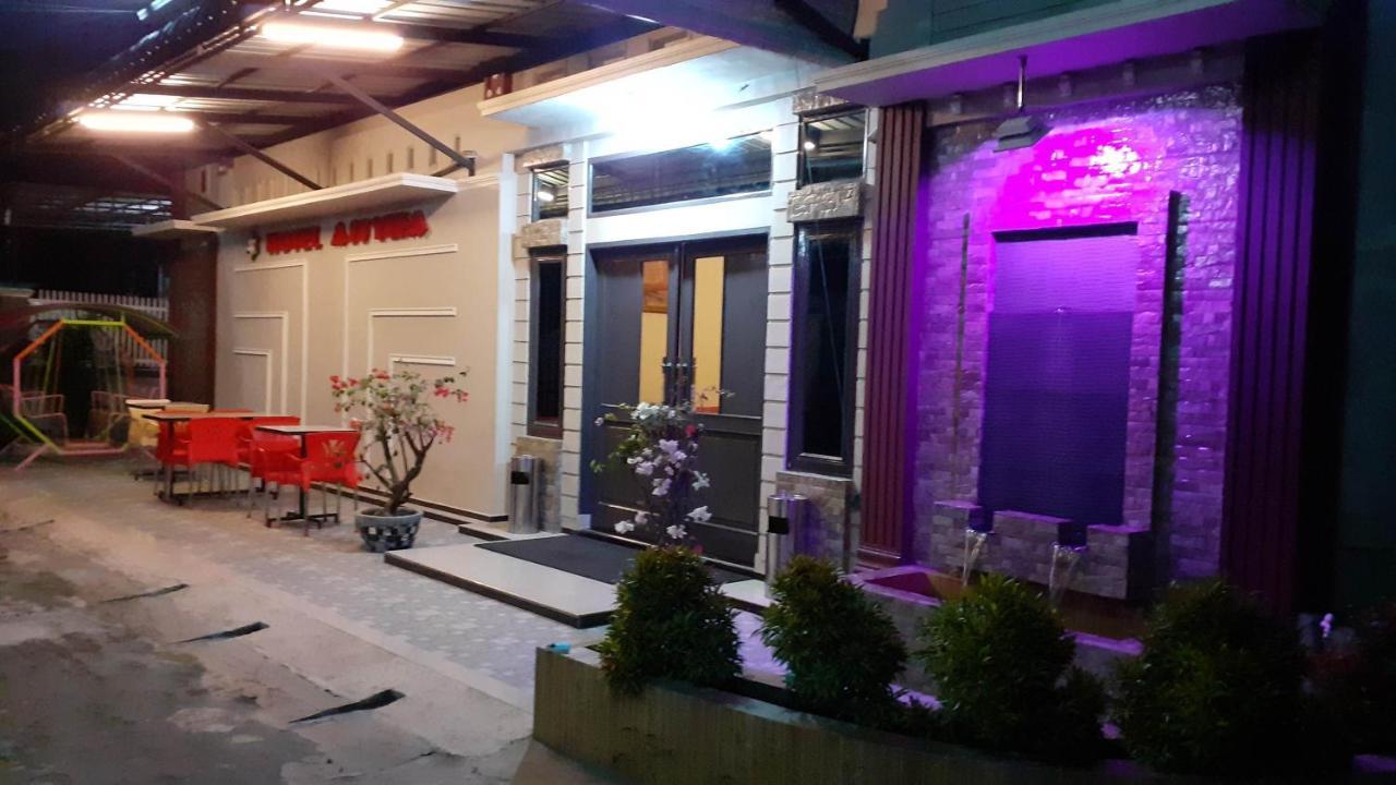 Hotel Assyifa Tanjungbalai Exteriör bild